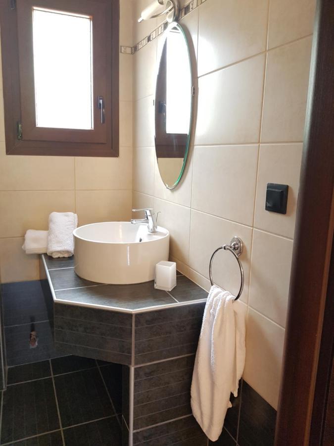 Elani Apartments 시비리 외부 사진